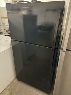 Whirlpool refrigerator working great