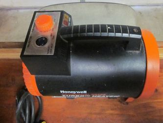 Heater Honeywell Commercial Grade Turbo Heater for Sale in Island Lake, IL  - OfferUp