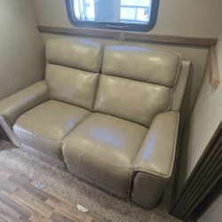Double Recliner 