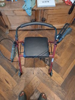 Rollator walker