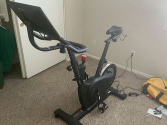 Echelon stationary / spin bike with 15” touchscreen