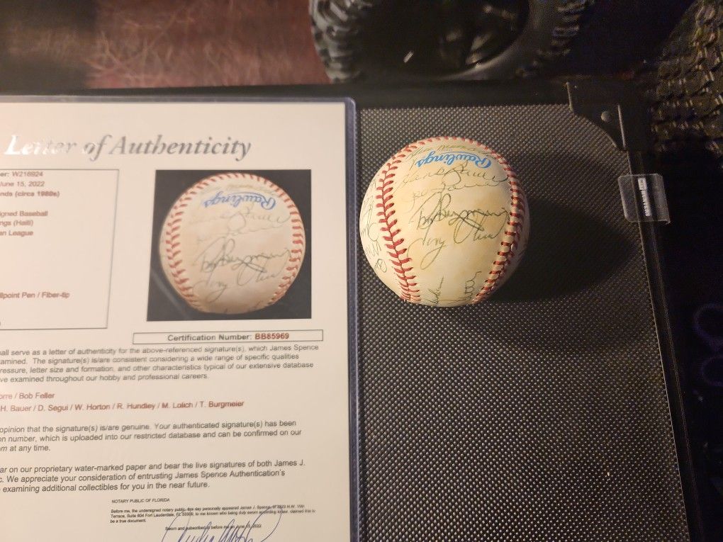 MLB Legends Signed Baseball 26 Signatures