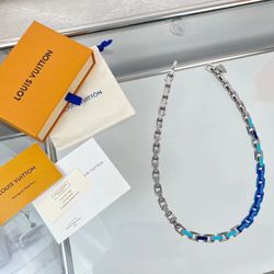 L X YK Paradise Chain Necklace Blue Metal for Sale in Irvine, CA - OfferUp
