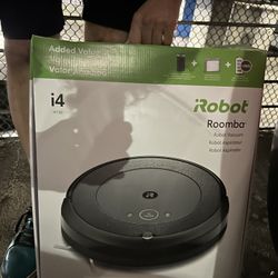 iRobot Roomba i4