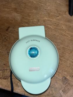 Dash Express Waffle Maker