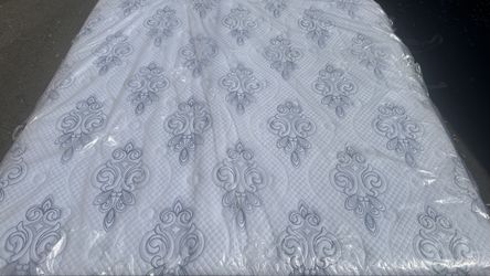 Sealy Performance Crystal Sand Pillow Top King Mattress