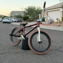 Full Custom 18 Inch Bike ($600 OR BEST PRICE)