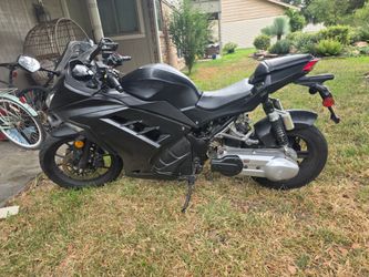 Venom XR22 AUTOMATIC SPORTS motorcycle