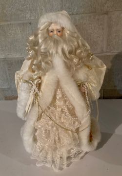Christmas around the World Santa