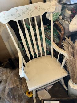 Vintage Shabby Rocking Chair 