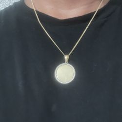 14K Solid Gold Chain and Pendant For Wedding 6.7Gr 20.5 Inches Long 