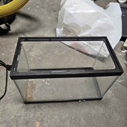 2.5 Gallon Aquariam New