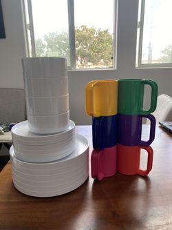Heller Design By Massimo Vignelli Stackable Coffee Mugs, Plates And bowls.