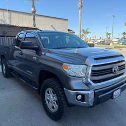 2015 toyota tundra SR5
