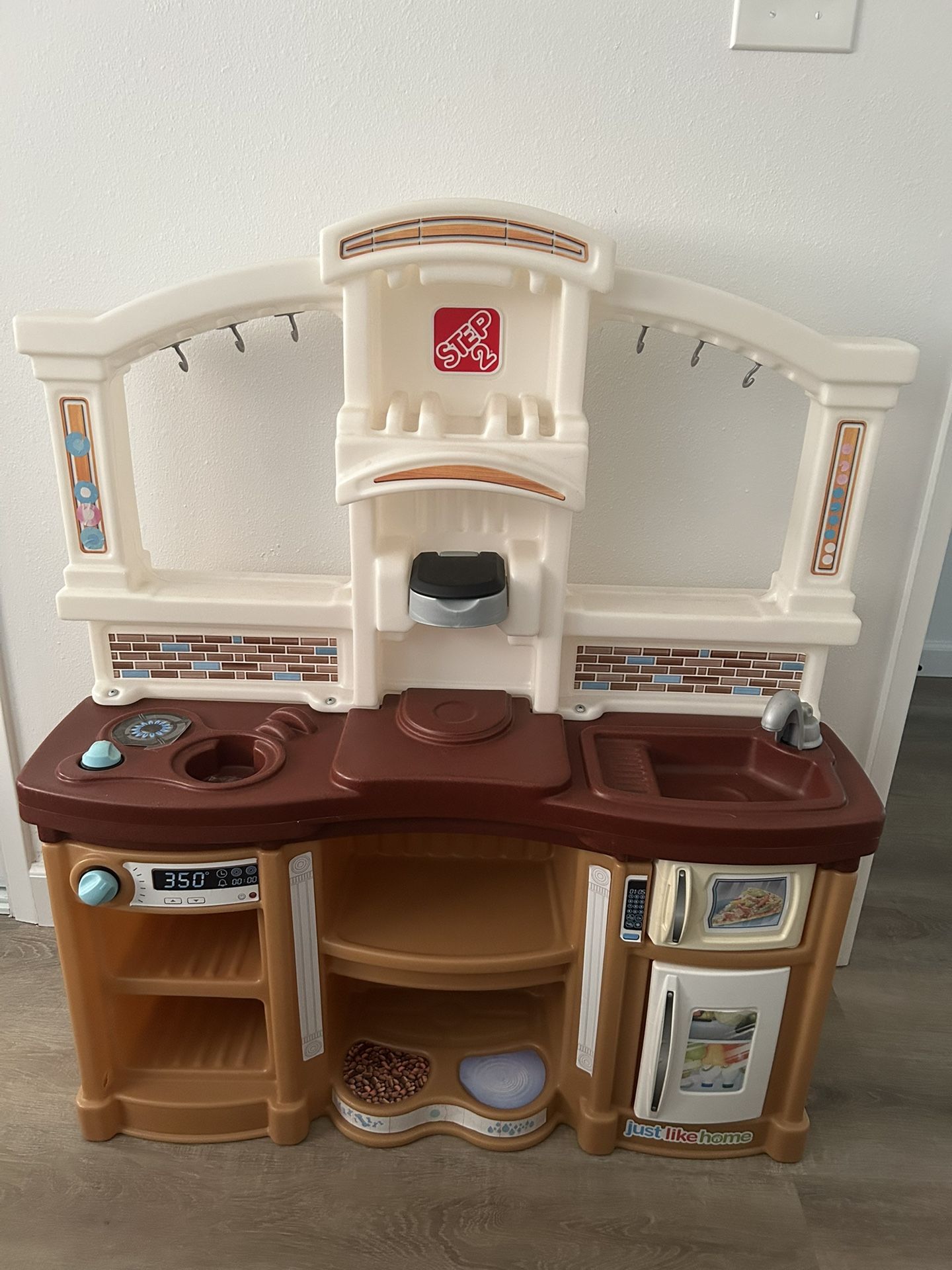 Kids play kitchen