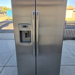Refrigerator GE Stainless Steel