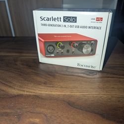 Selling my Scarlett Solo 3rd Gen USB Audio Interface (2-in/2-out)