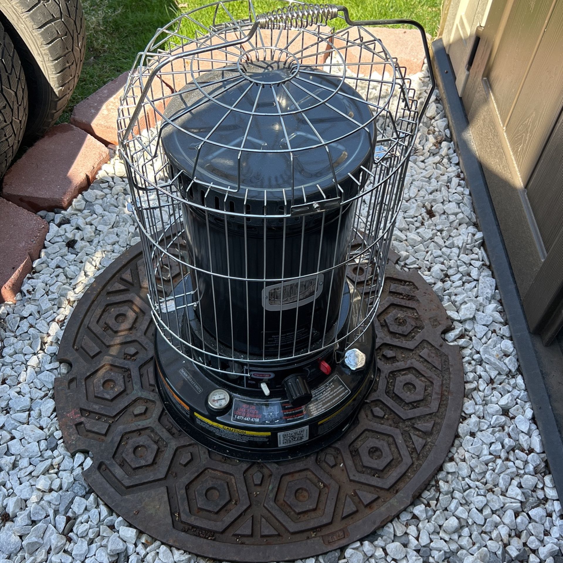 Dynaglo Kerosene Space Heater