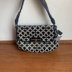 Coach shoulder bag 