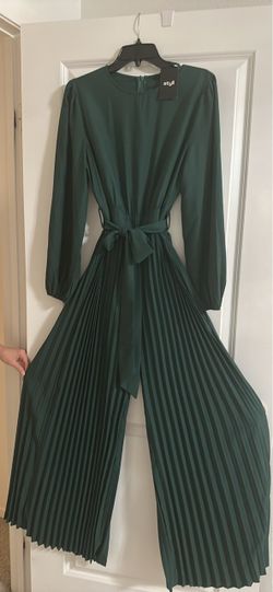 Styli Green Pleated Wide-Leg Jumpsuit