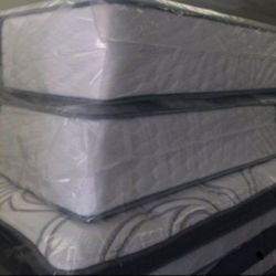 Queen size new thick bed can deliver 