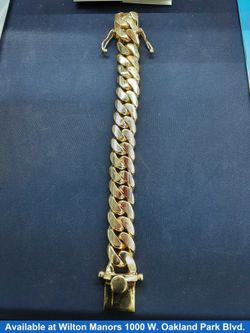 Cuban Link Bracelet - Yellow Gold 10k (.417) 128.3 grams 7 inch