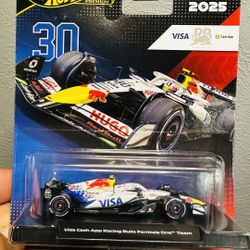 Hot Wheels Premium 2026 HW Formula 1 2025 Visa Cash App Racing Bulls (#30)