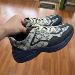 Authentic Gucci Shoes Size 10 