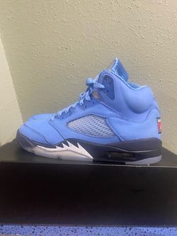 Air Jordan 5 Retro UNC University Blue Authentic Size 9.5 like new