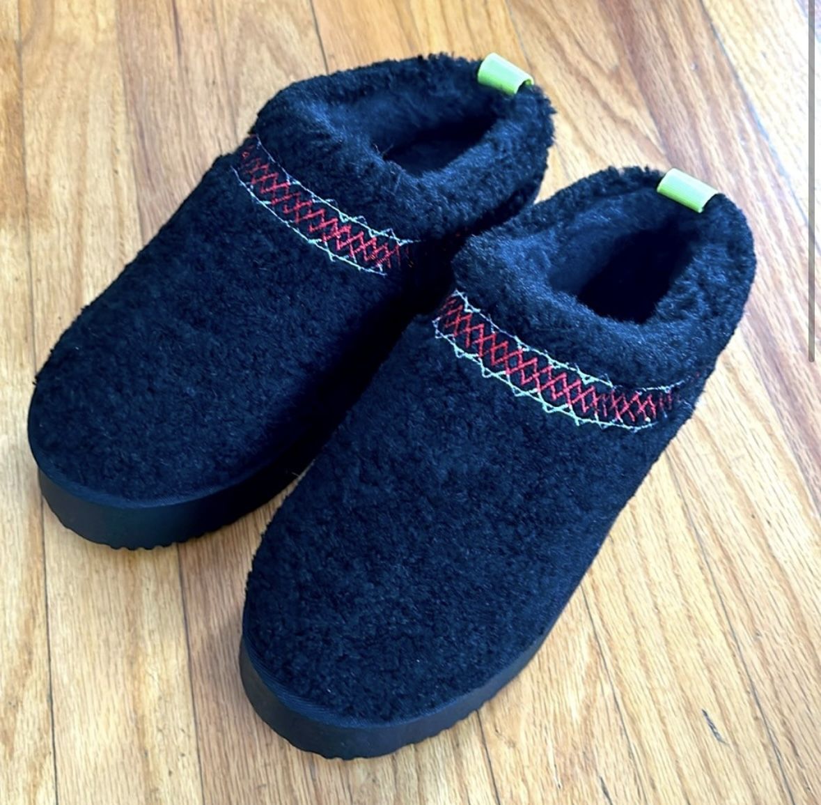 KIFIWUI women’s Platform Mini Boots - NEW IN BAG
