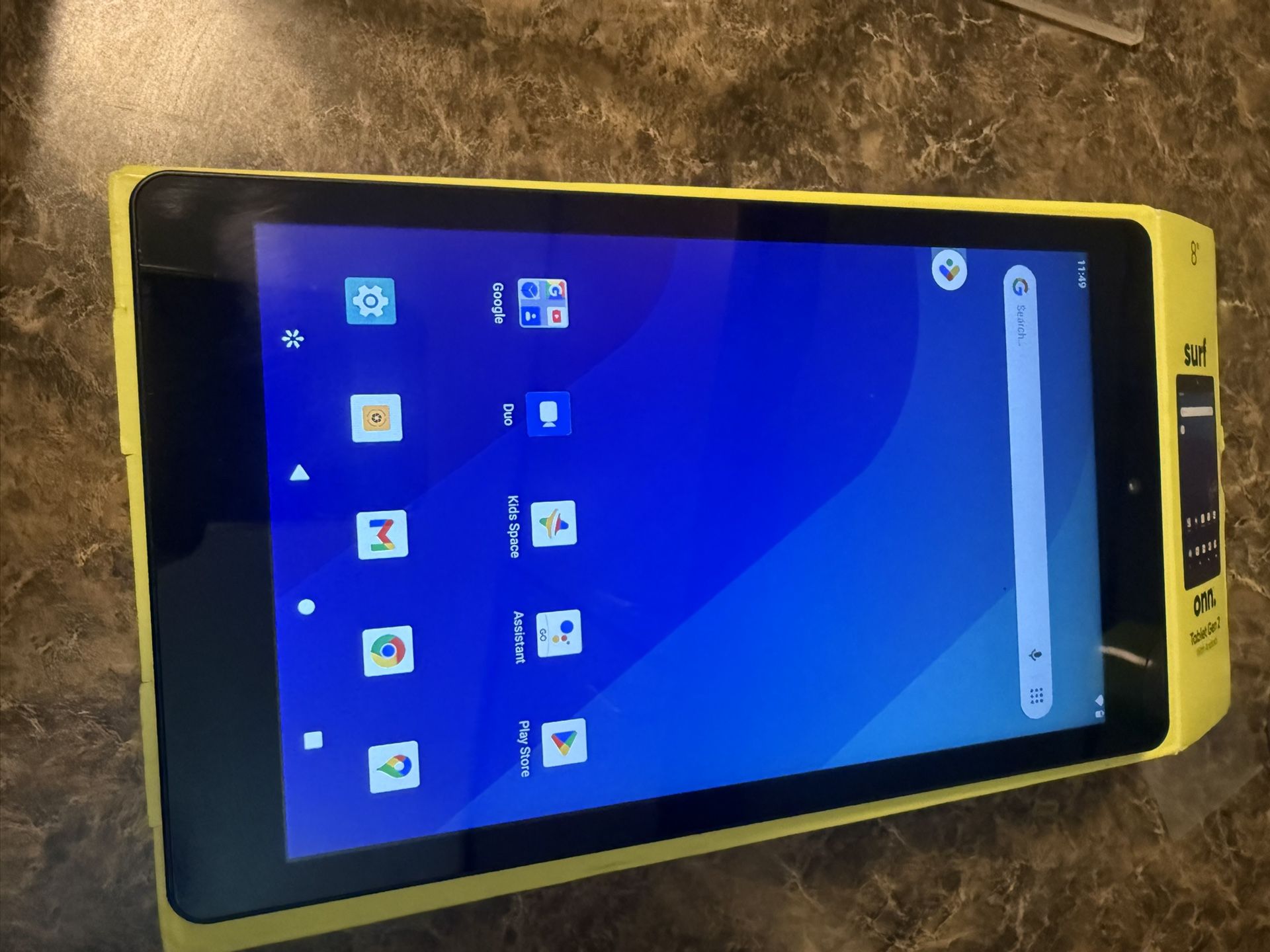 8” Surf Onn Tablet
