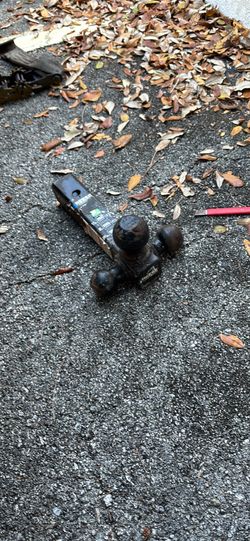 Reece Tri Ball Trailer Hitch 