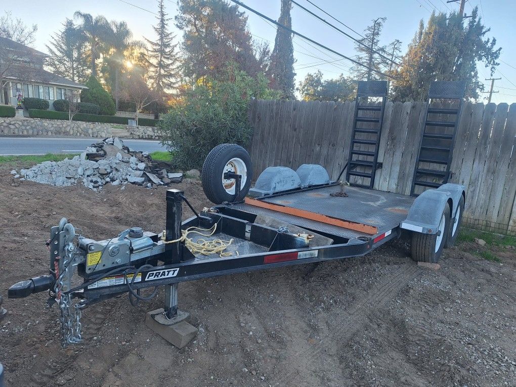 EQUIPMENT TRAILER