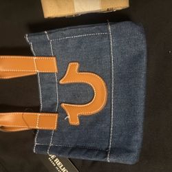 True Religion Bag (small)