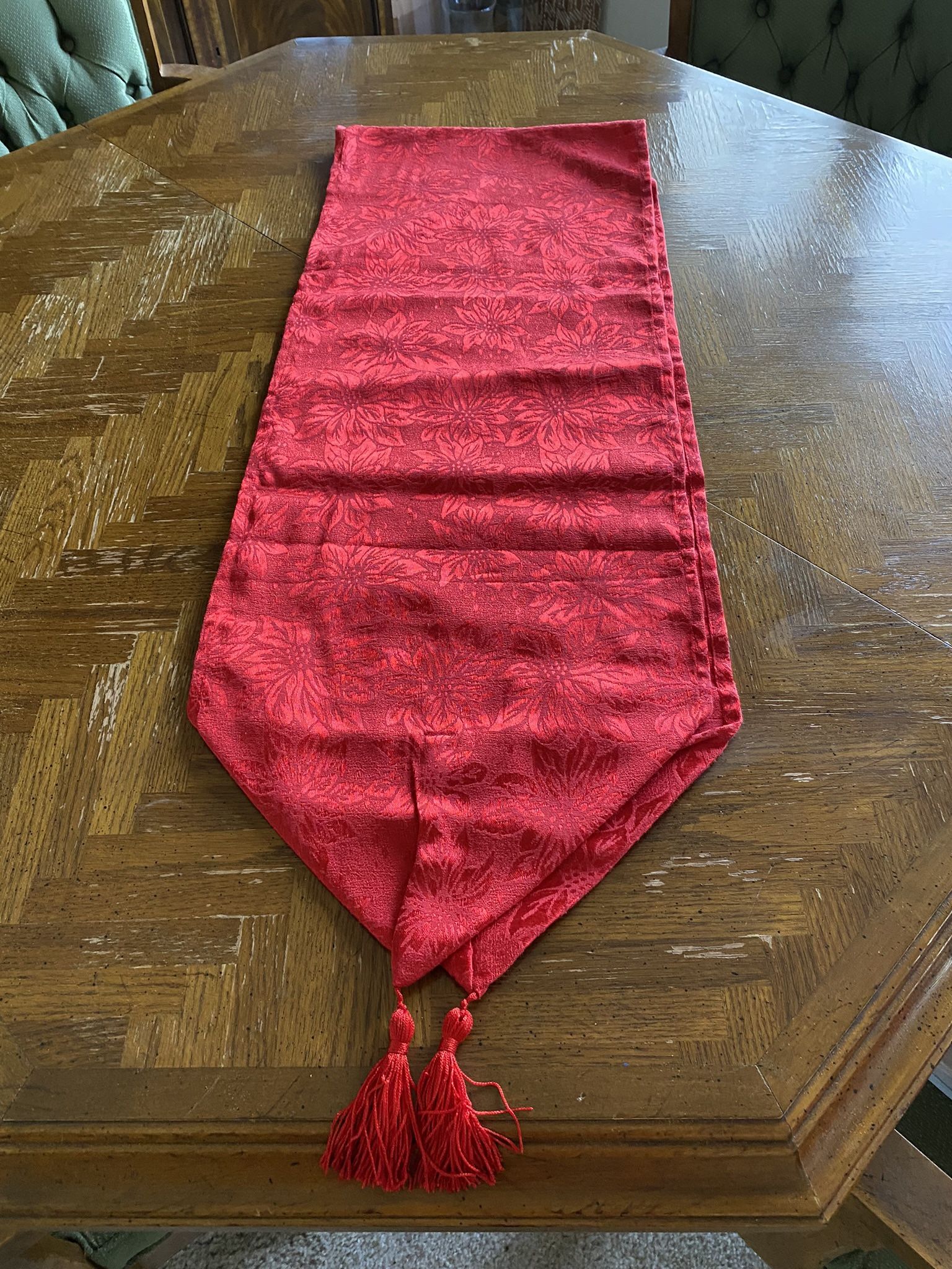 2 New Red Sateen Material Poinsettia Print Table Runners $10 Each