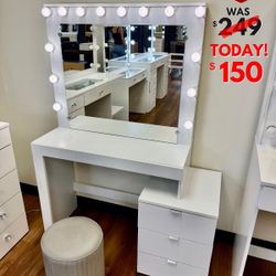 Make Up Vanity
