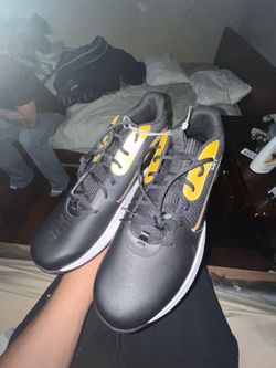 Under Armour Lockdown 7 basketball shoes