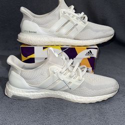 Triple White Adidas Ultraboost 2.0