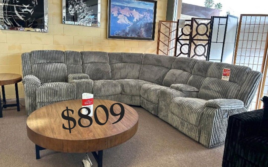 Beautiful Fur-like Corduroy Manuel Motion Sectional Couch With 2x Console & Cup Holders