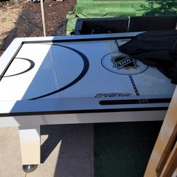 Air Hockey/ping Pong With Cover