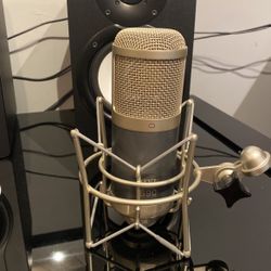 Condenser Mic MXL890