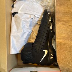 Nike force savage to shark