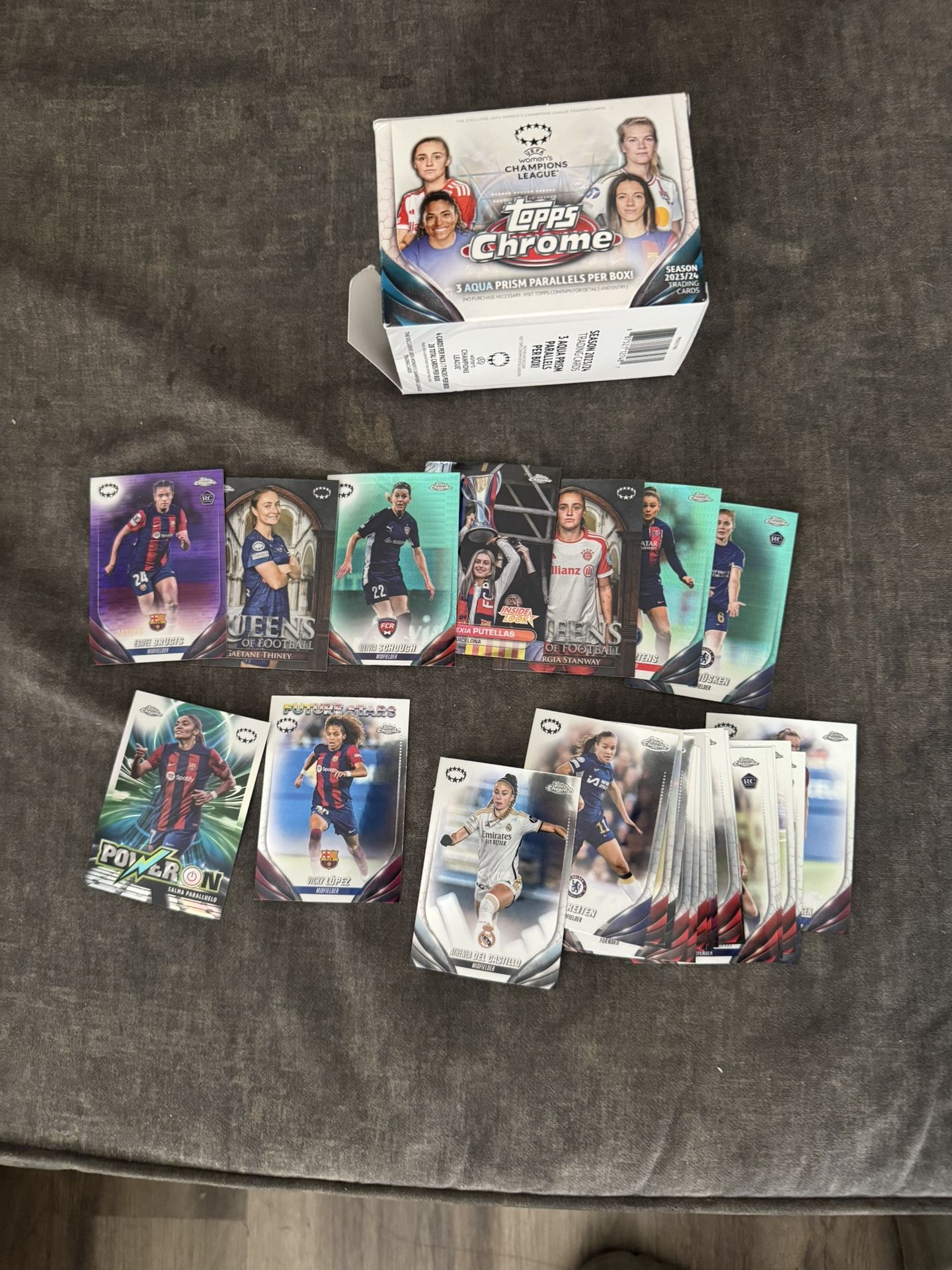 Women’s 23/24 UEFA trading cards