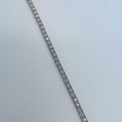 14K Gold  New. W/ Dia Bracelet