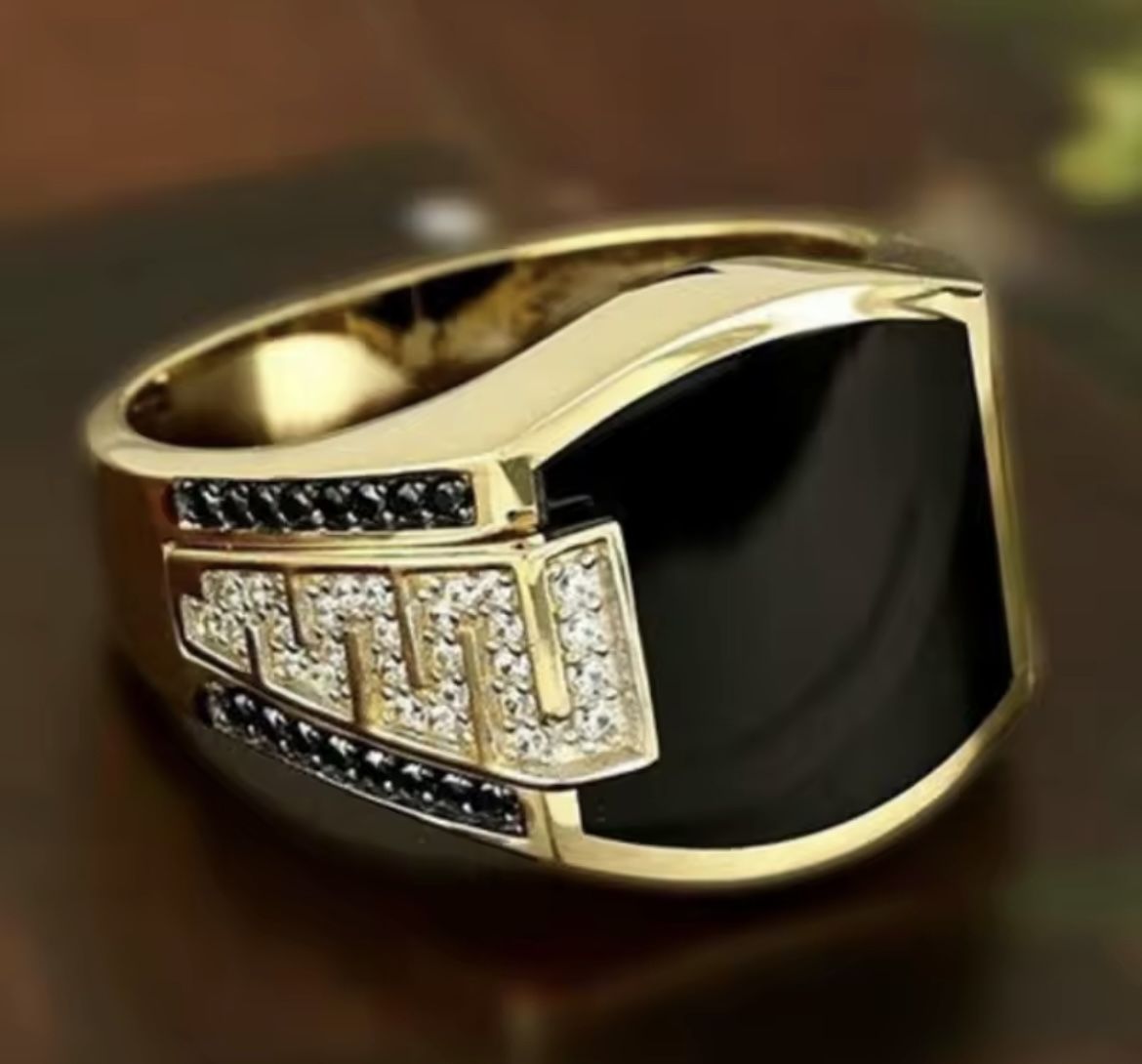 Classic Men's Ring Fashion Metal Gold Color Rings for Men Engagement Wedding Luxury Jewelry