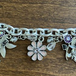 Beautiful Silver Fairie Bracelet With Flowers!