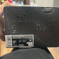 Jordan 4 Black Cat 2025