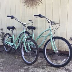 Lady’s Electra’s 7sp. Beach Cruiser Bicycles !