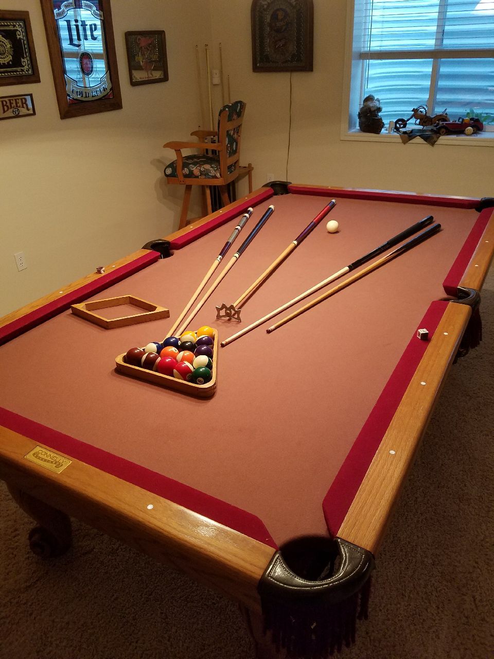CONELLY FULL SIZE POOL TABLE&PUB TABLE ALL ACCESSORIES LIKE NEW RETAIL $3,500