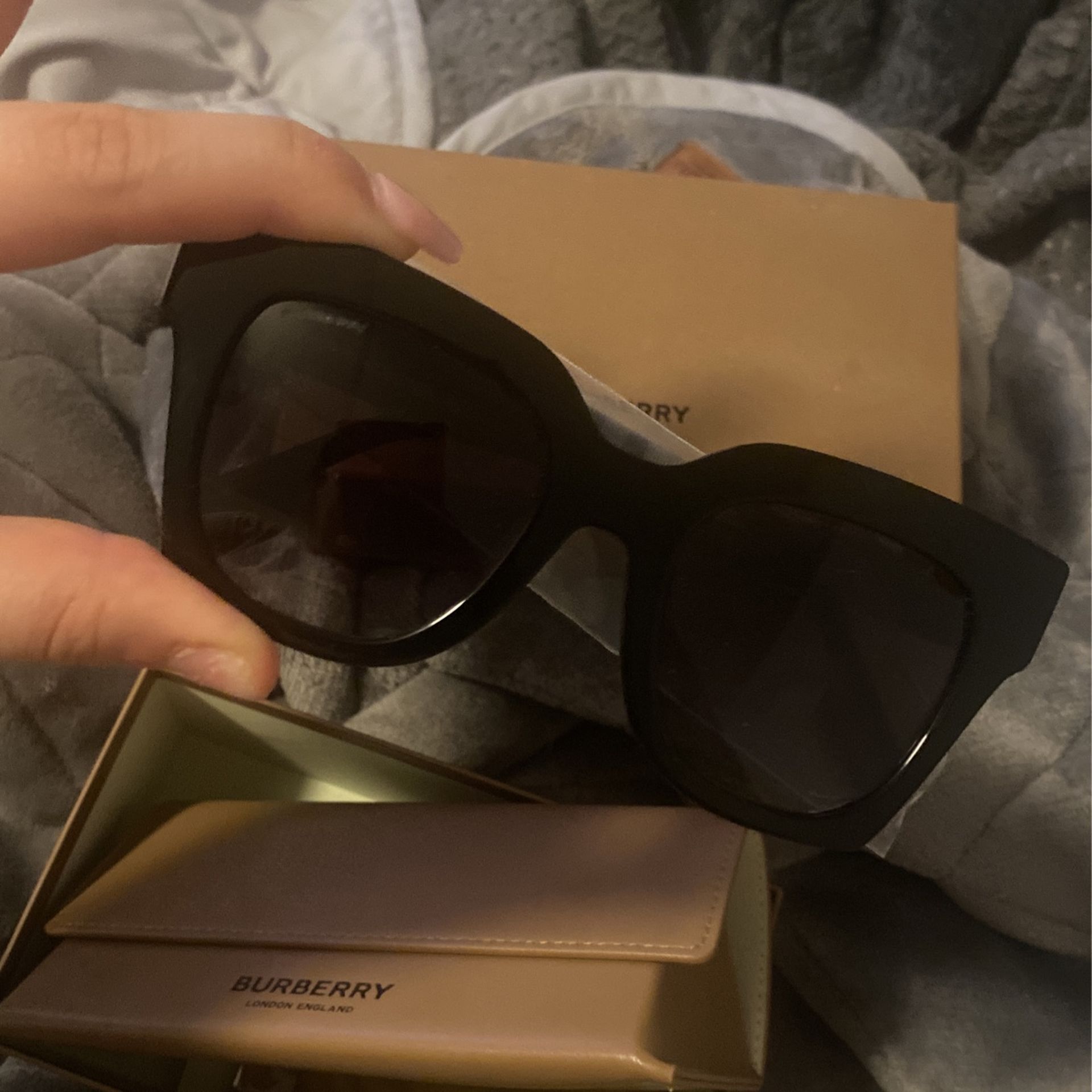 Burberry Sunglasses 